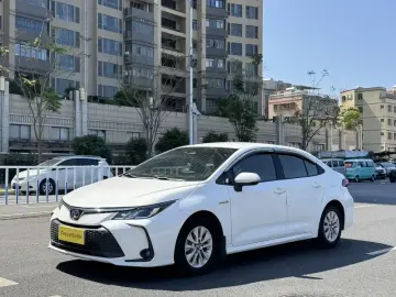 2023 Toyota Corolla с пробегом 86 800 км