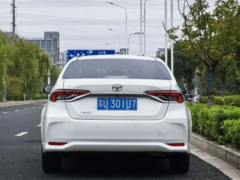 2023 Toyota Corolla с пробегом 32 000 км