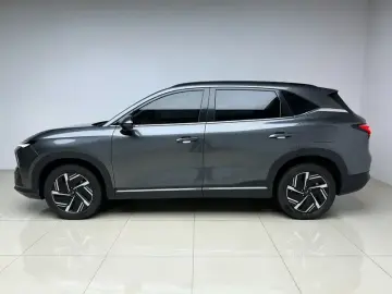 2024 Wuling Wuling Xingguang S с пробегом 37 400 км