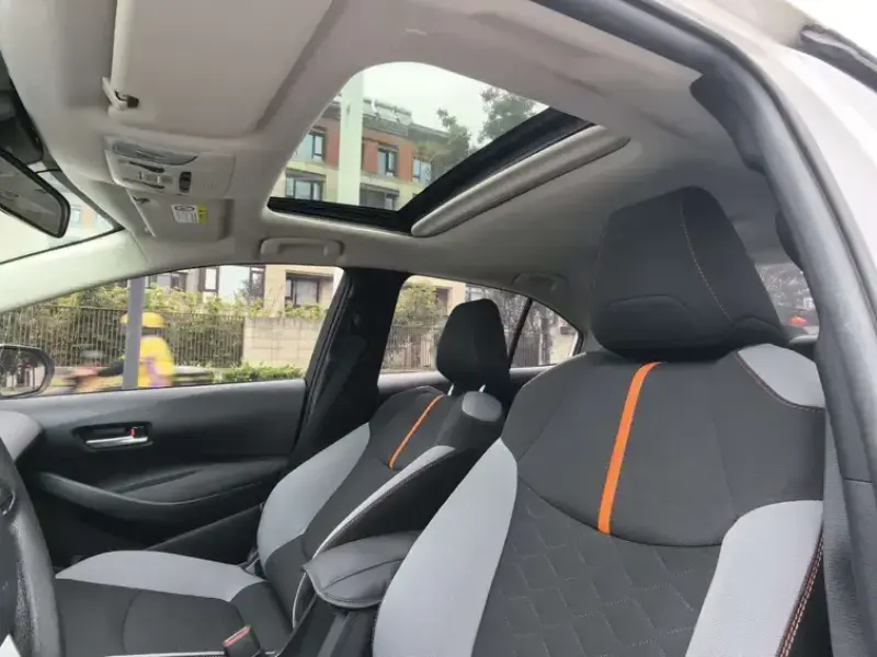 2023 Toyota Corolla с пробегом 32 000 км