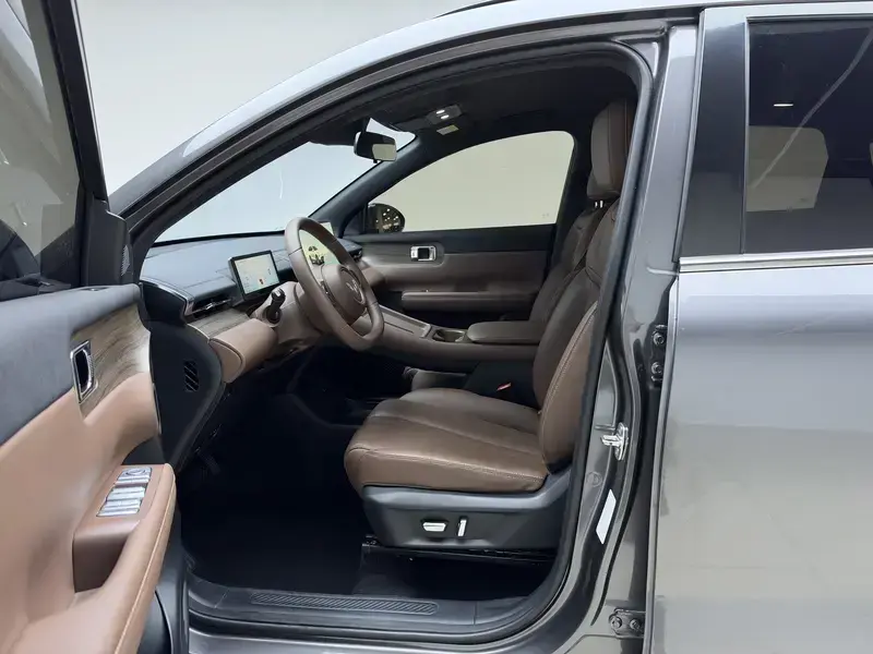 2024 Wuling Wuling Xingguang S с пробегом 37 400 км