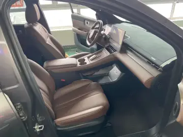 2024 Wuling Wuling Xingguang S с пробегом 28 800 км