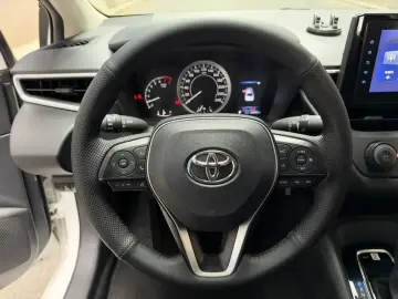 2021 Toyota Corolla с пробегом 23 000 км