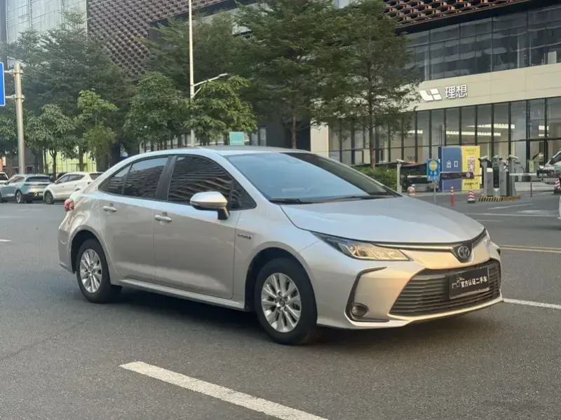 2022 Toyota Corolla с пробегом 33 100 км