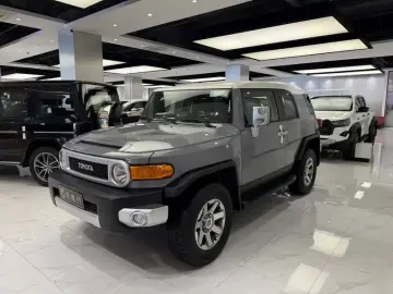 Toyota FJ Cruiser