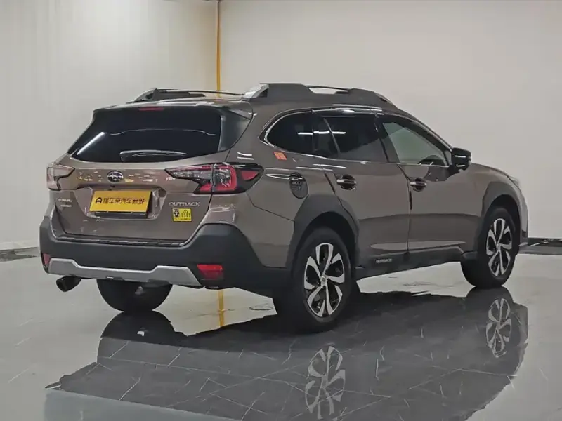2022 Subaru Outback с пробегом 88 400 км