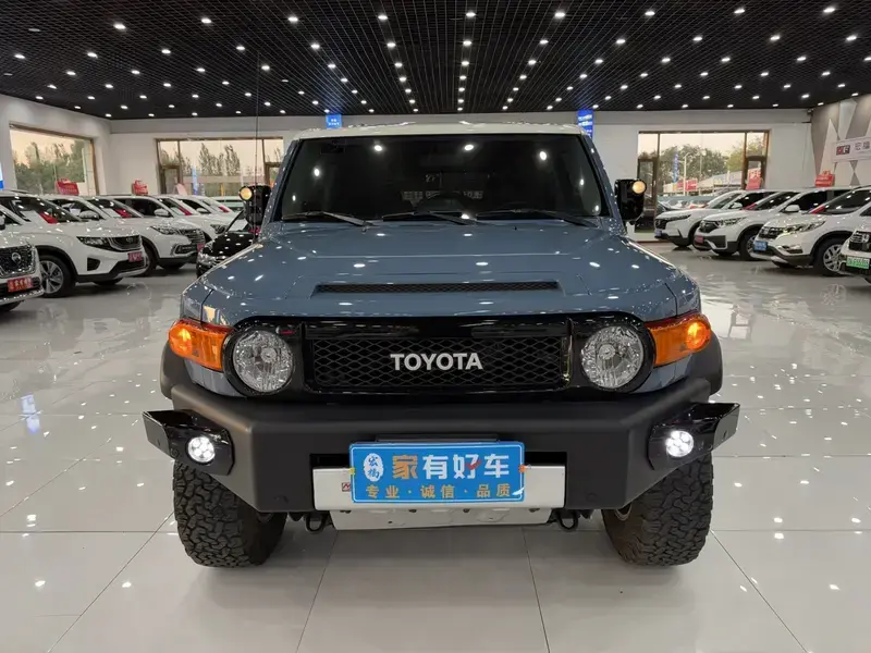2020 Toyota FJ Cruiser с пробегом 89 000 км