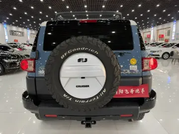 2020 Toyota FJ Cruiser с пробегом 89 000 км