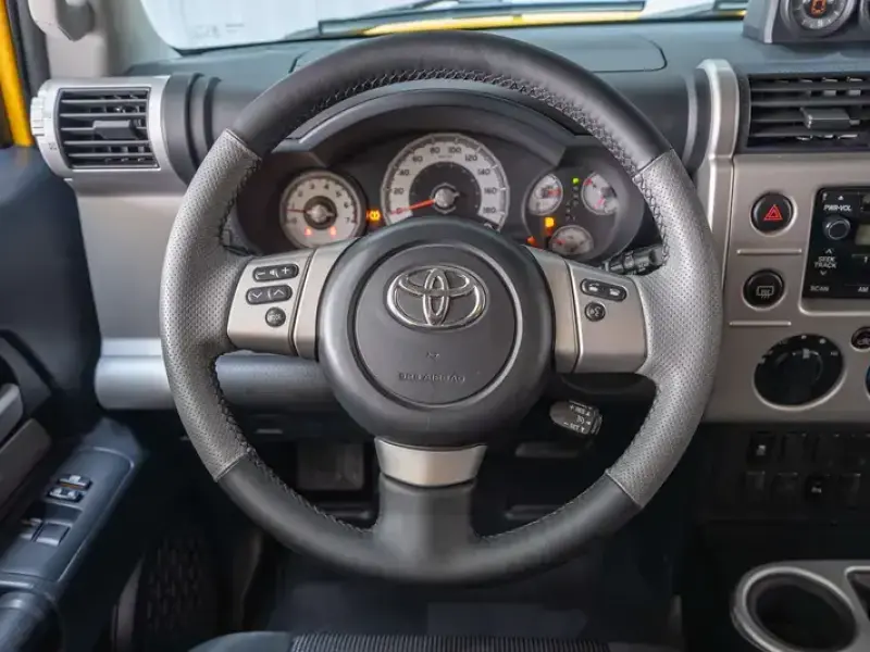 2019 Toyota FJ Cruiser с пробегом 85 600 км
