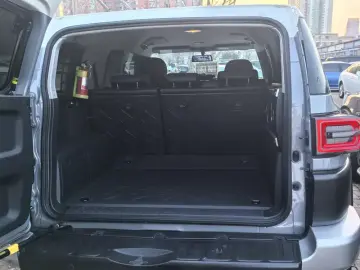 2023 Toyota FJ Cruiser с пробегом 30 000 км