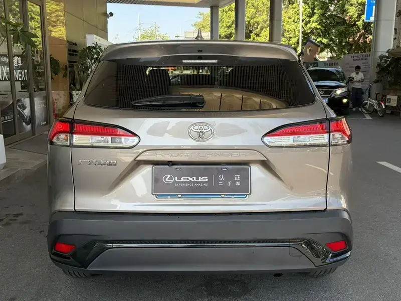 2023 Toyota Frontlander с пробегом 19 000 км