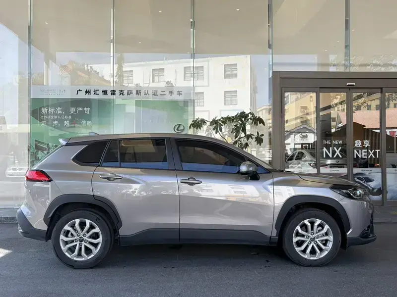 2023 Toyota Frontlander с пробегом 19 000 км