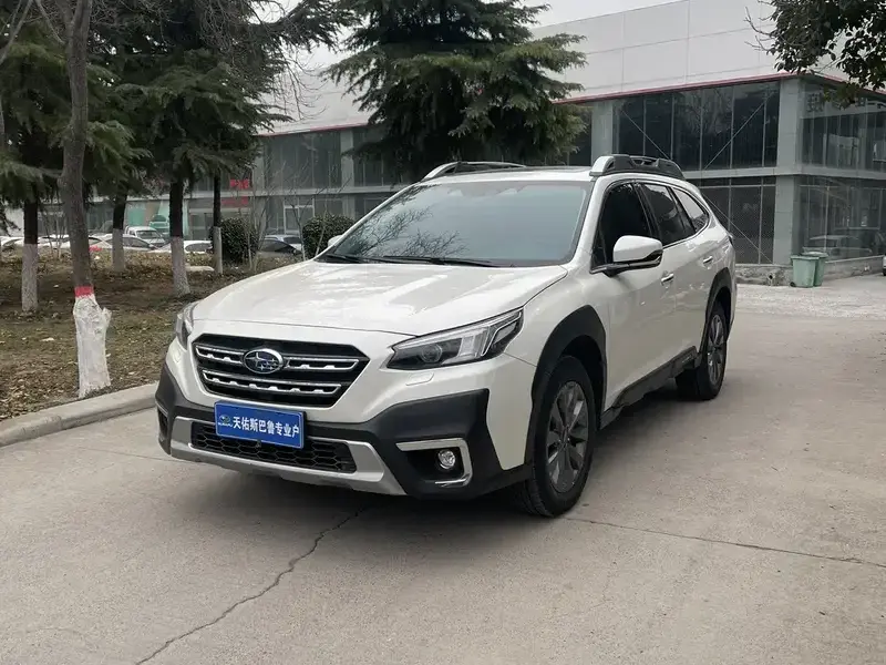 2022 Subaru Outback с пробегом 65 000 км