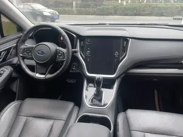 2022 Subaru Outback с пробегом 65 000 км