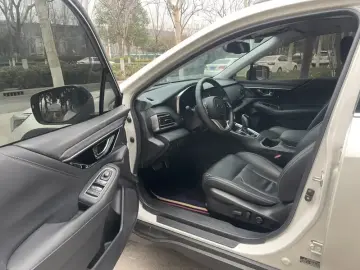 2022 Subaru Outback с пробегом 65 000 км