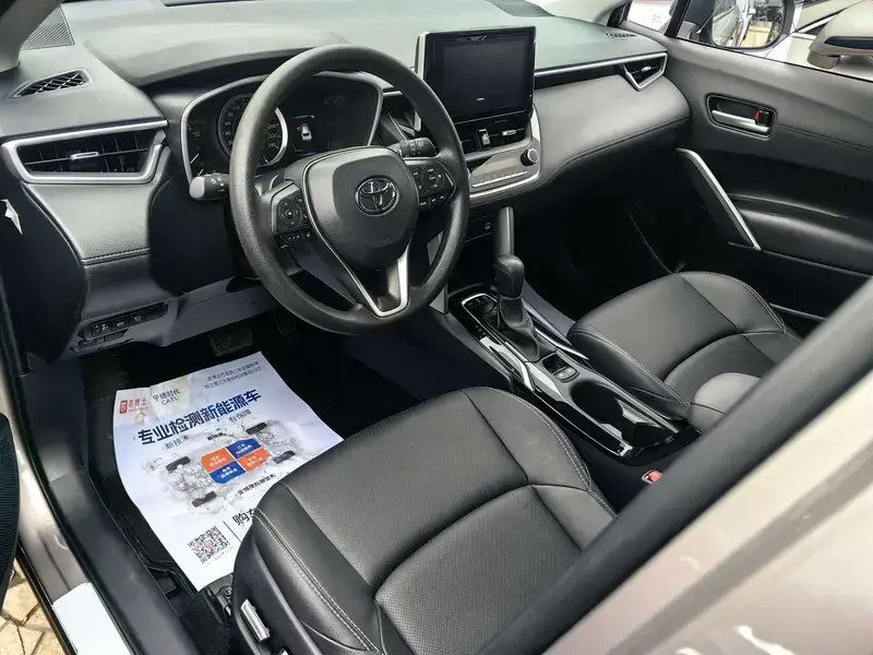 2022 Toyota Frontlander с пробегом 27 000 км