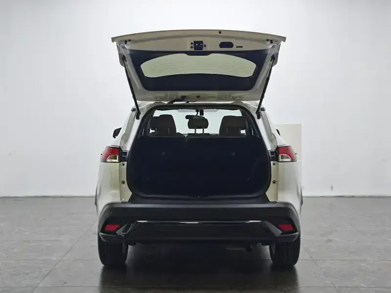 2024 Toyota Frontlander с пробегом 14 700 км