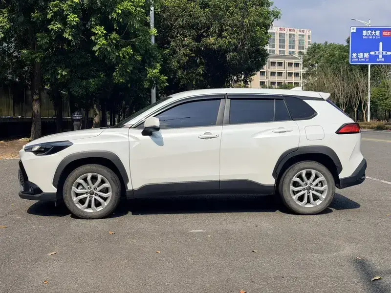 2022 Toyota Frontlander с пробегом 56 000 км
