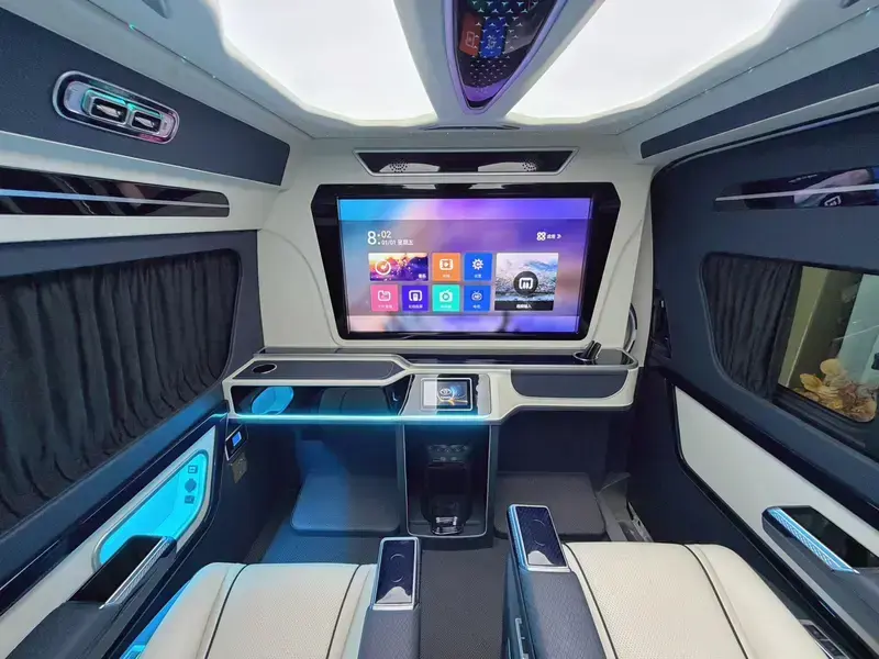 2024 Toyota HiAce с пробегом 7 000 км