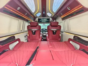 2021 Toyota HiAce с пробегом 68 900 км