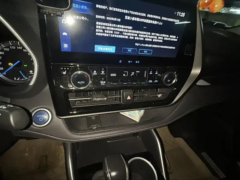 2022 Toyota Highlander с пробегом 56 000 км