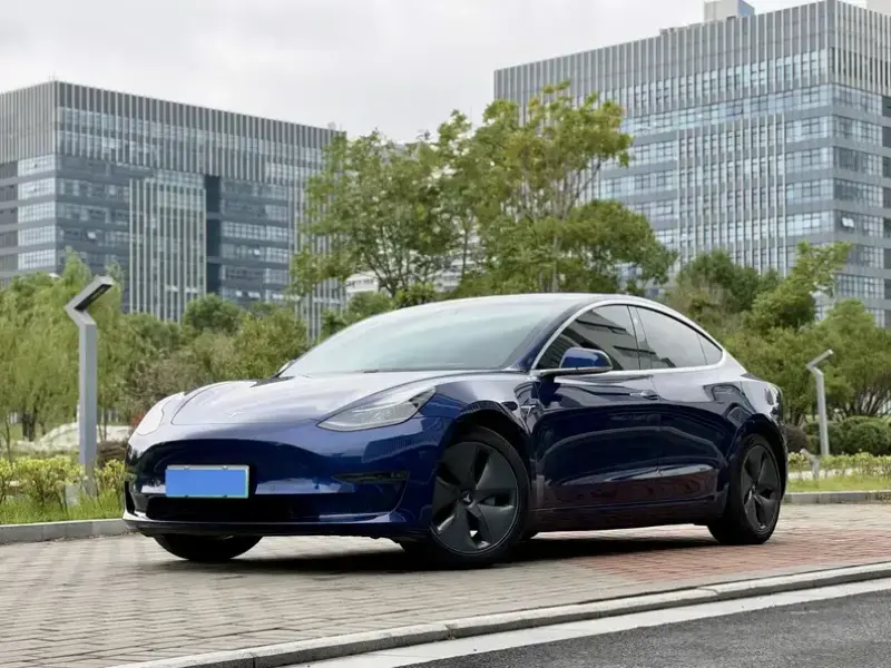 2020 Tesla Model 3 с пробегом 26 000 км