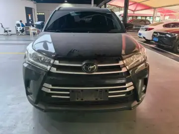 2021 Toyota Highlander с пробегом 60 000 км