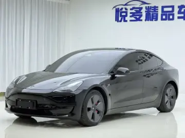 2022 Tesla Model 3 с пробегом 79 000 км