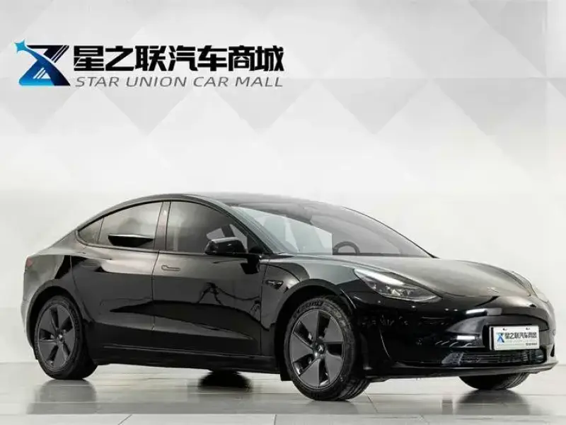 2021 Tesla Model 3 с пробегом 53 100 км