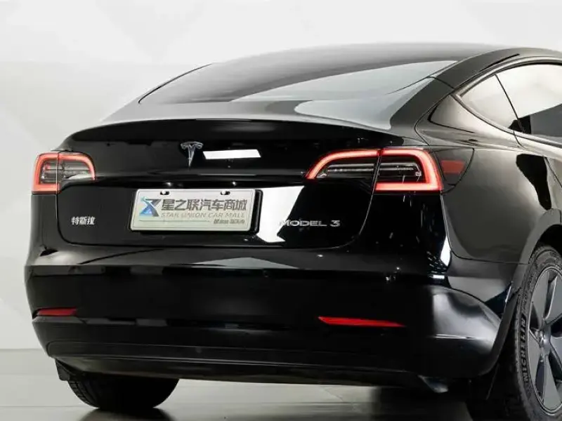 2021 Tesla Model 3 с пробегом 53 100 км