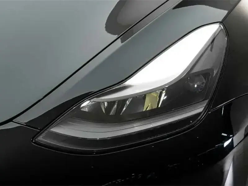 2021 Tesla Model 3 с пробегом 53 100 км