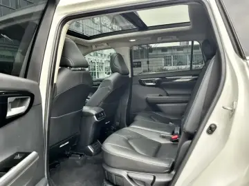 2022 Toyota Highlander с пробегом 59 000 км