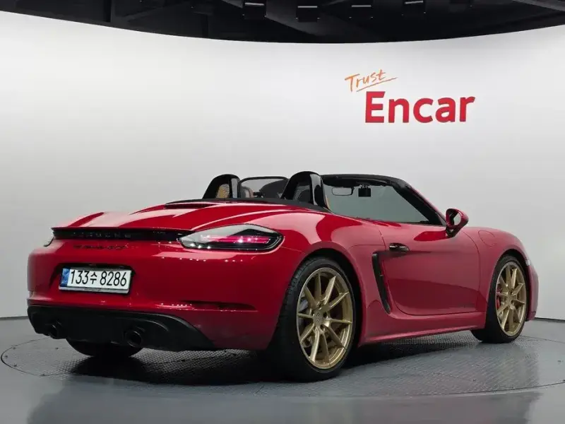2022 Porsche Boxster с пробегом 35 214 км