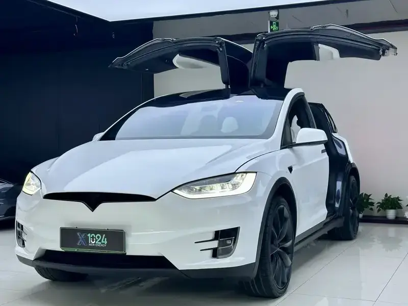 2019 Tesla Model X с пробегом 94 000 км