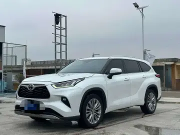 2022 Toyota Highlander с пробегом 109 000 км
