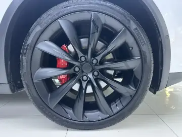 2019 Tesla Model X с пробегом 94 000 км