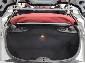 2020 Porsche Boxster с пробегом 24 633 км