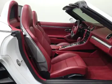 2018 Porsche Boxster с пробегом 45 315 км
