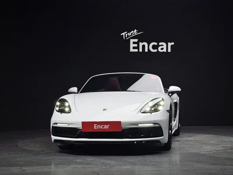 2023 Porsche Boxster с пробегом 48 052 км
