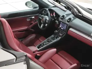 2021 Porsche Boxster с пробегом 18 790 км