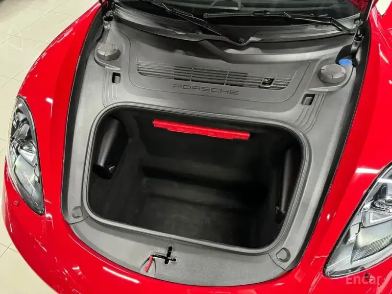 2019 Porsche Boxster с пробегом 20 800 км