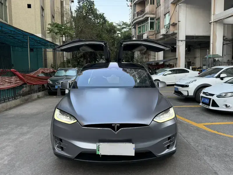 2019 Tesla Model X с пробегом 120 000 км