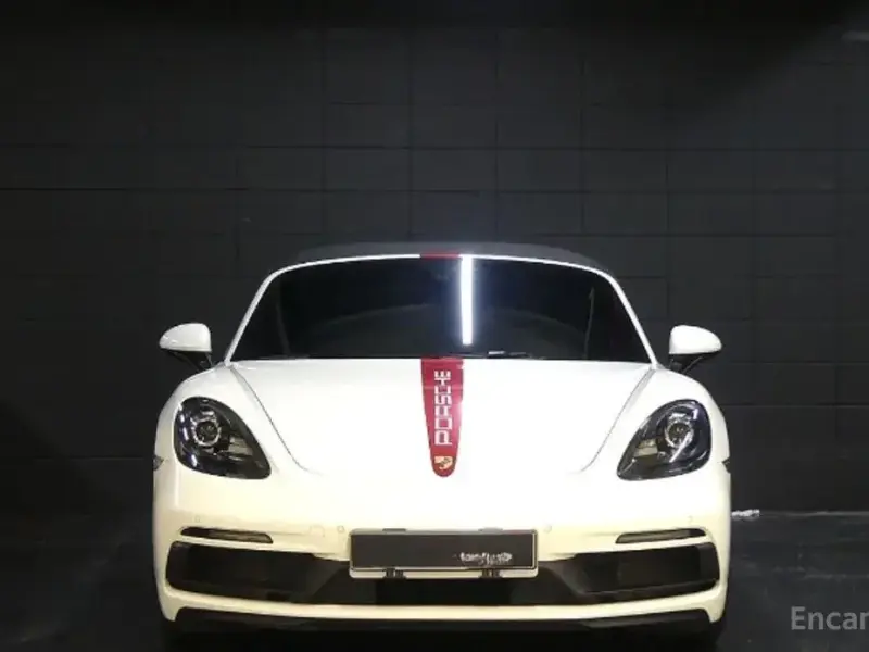 2020 Porsche Boxster с пробегом 21 900 км