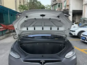 2019 Tesla Model X с пробегом 120 000 км