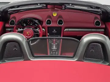 2021 Porsche Boxster с пробегом 23 889 км