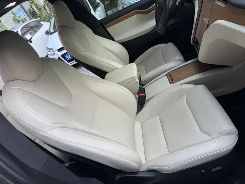 2019 Tesla Model X с пробегом 120 000 км