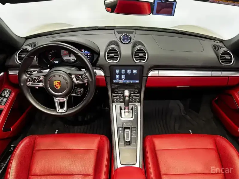 2020 Porsche Boxster с пробегом 56 700 км