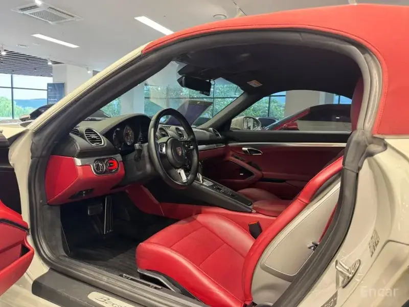 2020 Porsche Boxster с пробегом 56 700 км