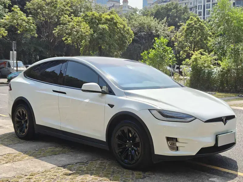 2019 Tesla Model X с пробегом 103 000 км