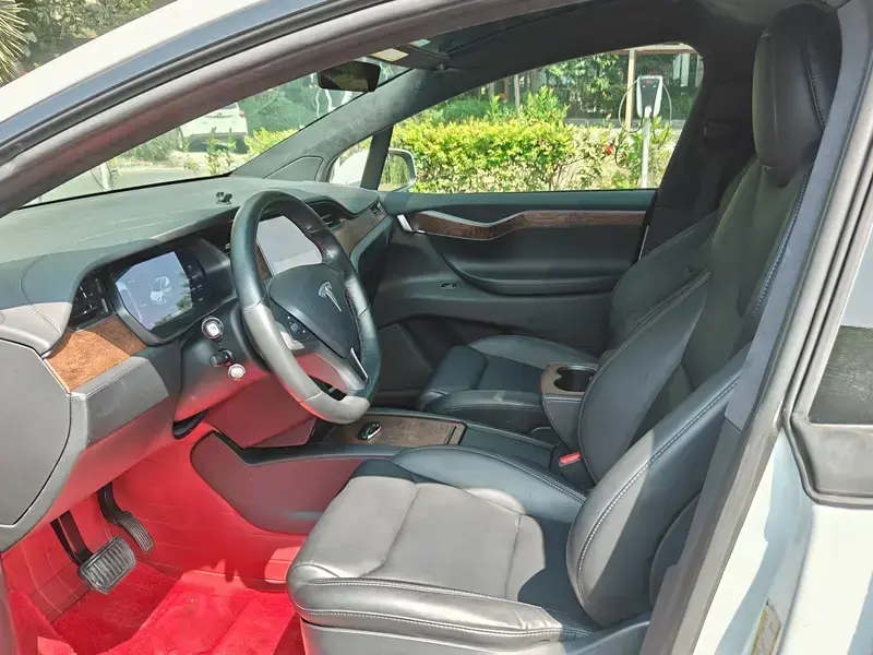 2019 Tesla Model X с пробегом 103 000 км